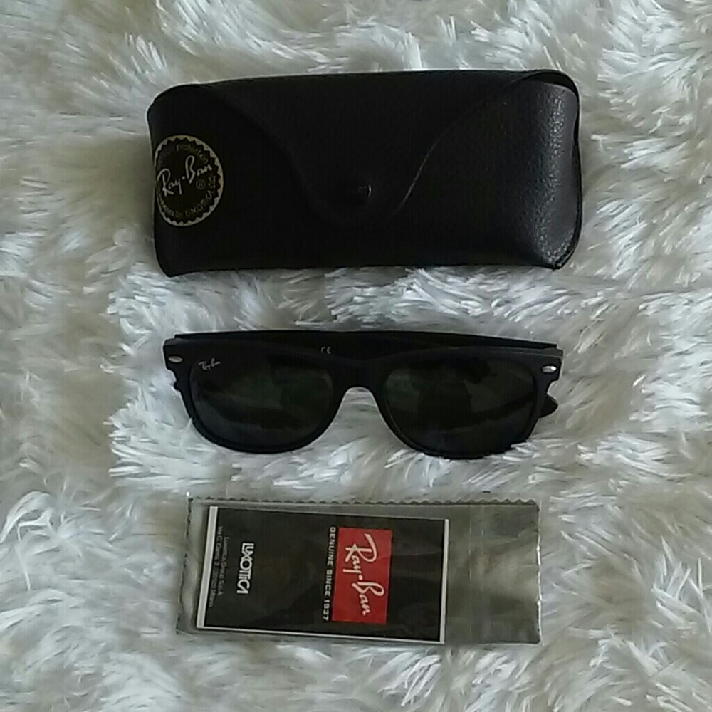 Ray ban new wayfarer classic  matte black